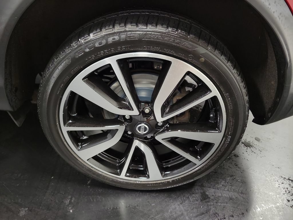 Used 2018 Nissan Rogue Sport SL w/ SL Premium Package AWD/4WD image 13
