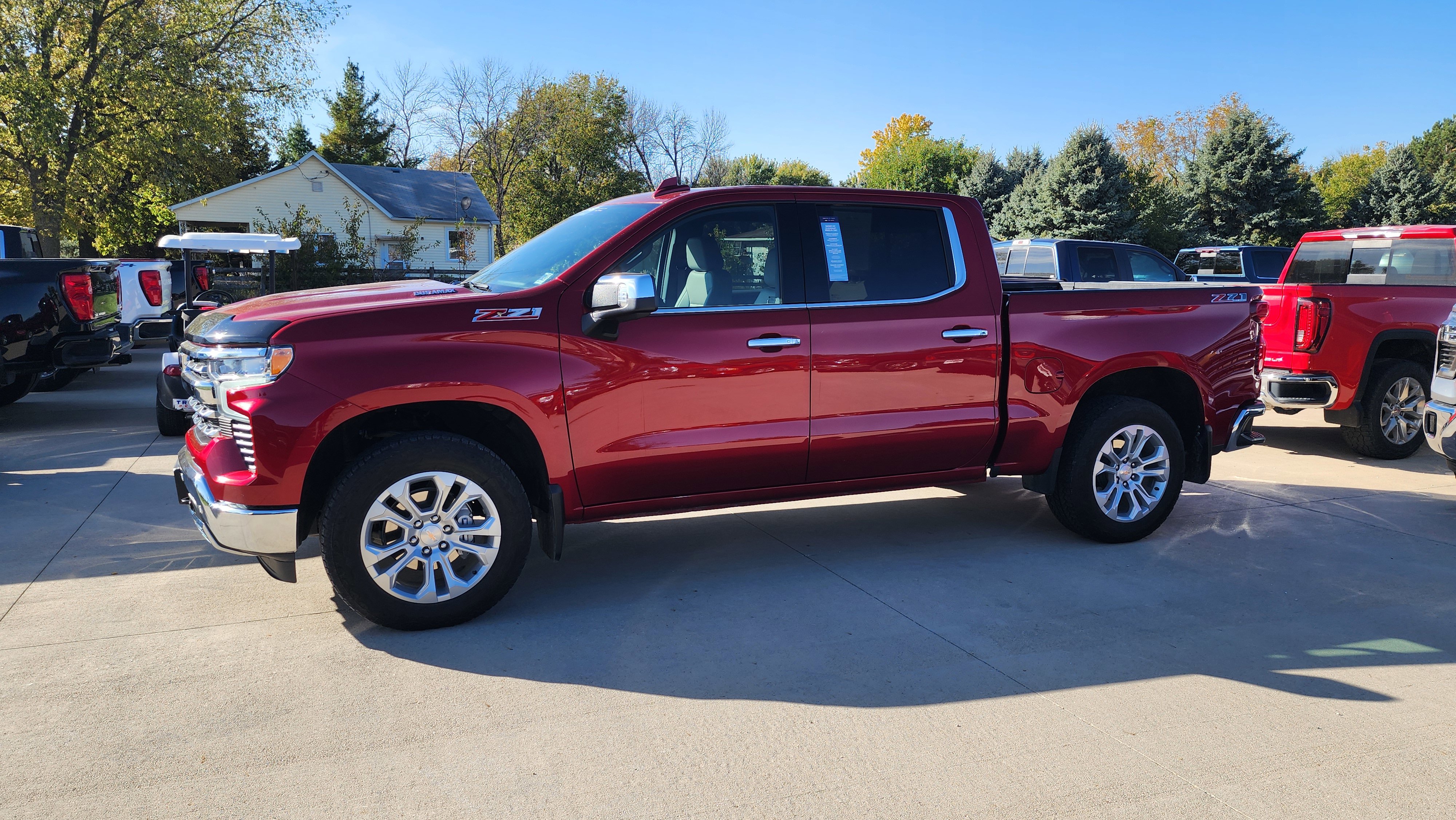Certified 2025 Chevrolet Silverado 1500 LTZ w/ Z71 Off-Road Package image 8