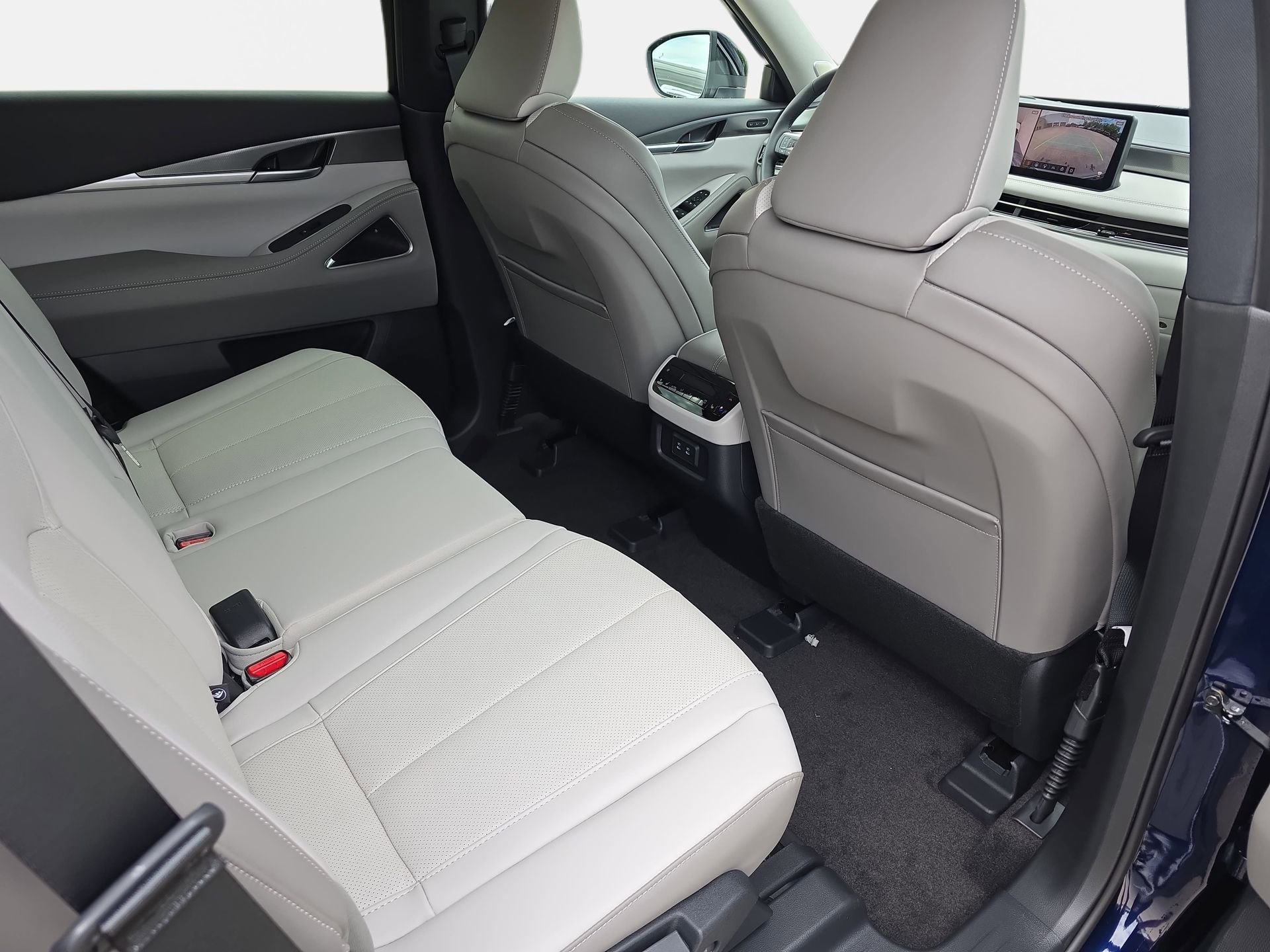 New 2027 INFINITI QX60 Luxe AWD/4WD image 11