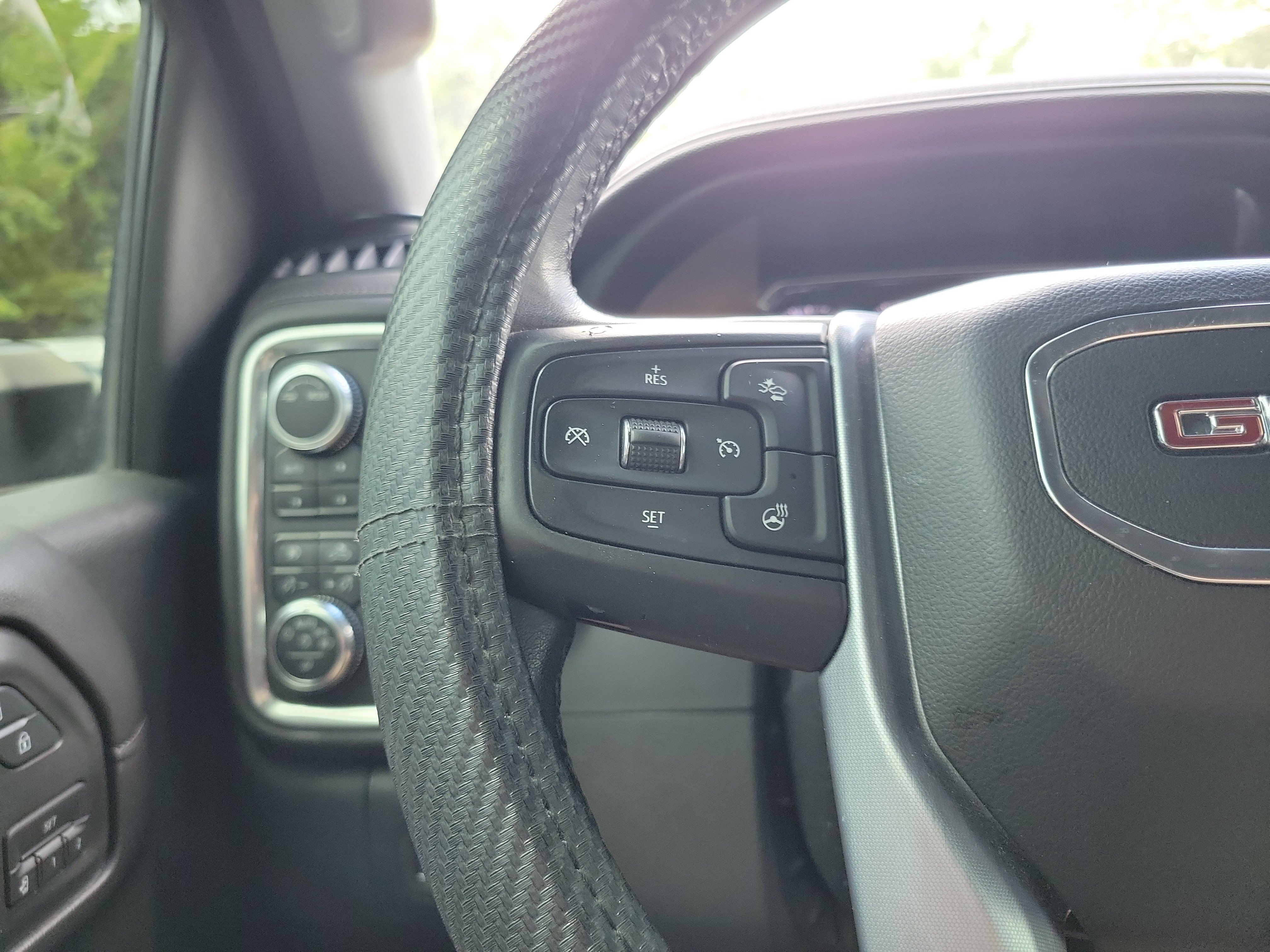 Used 2020 GMC Sierra 2500 SLT w/ SLT Premium Plus Package AWD/4WD image 23