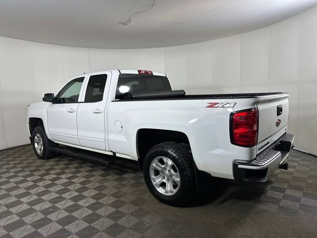 Used 2018 Chevrolet Silverado 1500 LT w/ All Star Edition AWD/4WD image 5