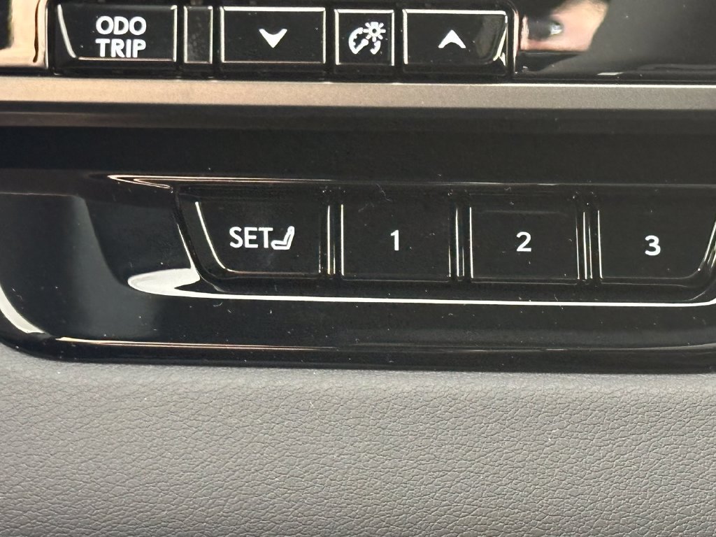 New 2026 Lexus RX 450h AWD w/ Convenience Package image 38