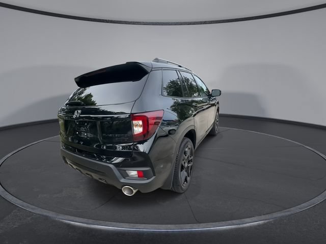 Used 2025 Honda Passport Black Edition image 7