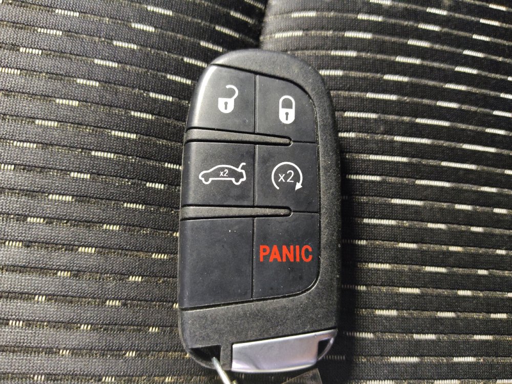 Used 2019 Dodge Journey SE w/ Connectivity Group FWD image 32