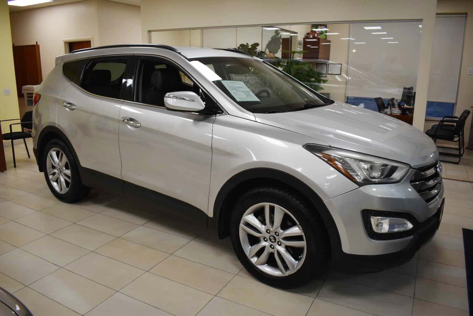 Used 2014 Hyundai Santa Fe Sport 2.0T w/ Navigation Package 06 AWD/4WD image 3