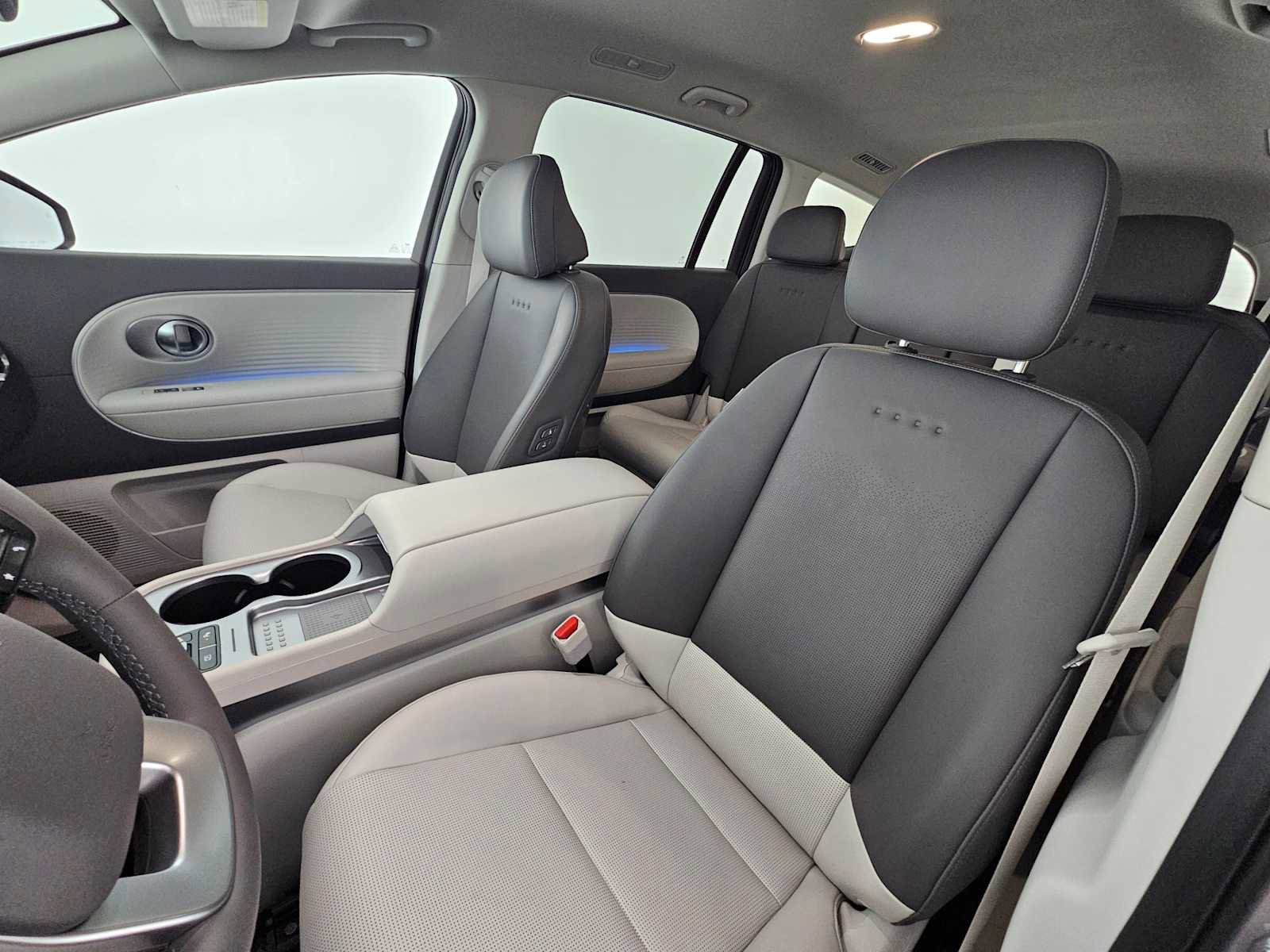 Used 2026 Hyundai Ioniq 9 SEL image 24