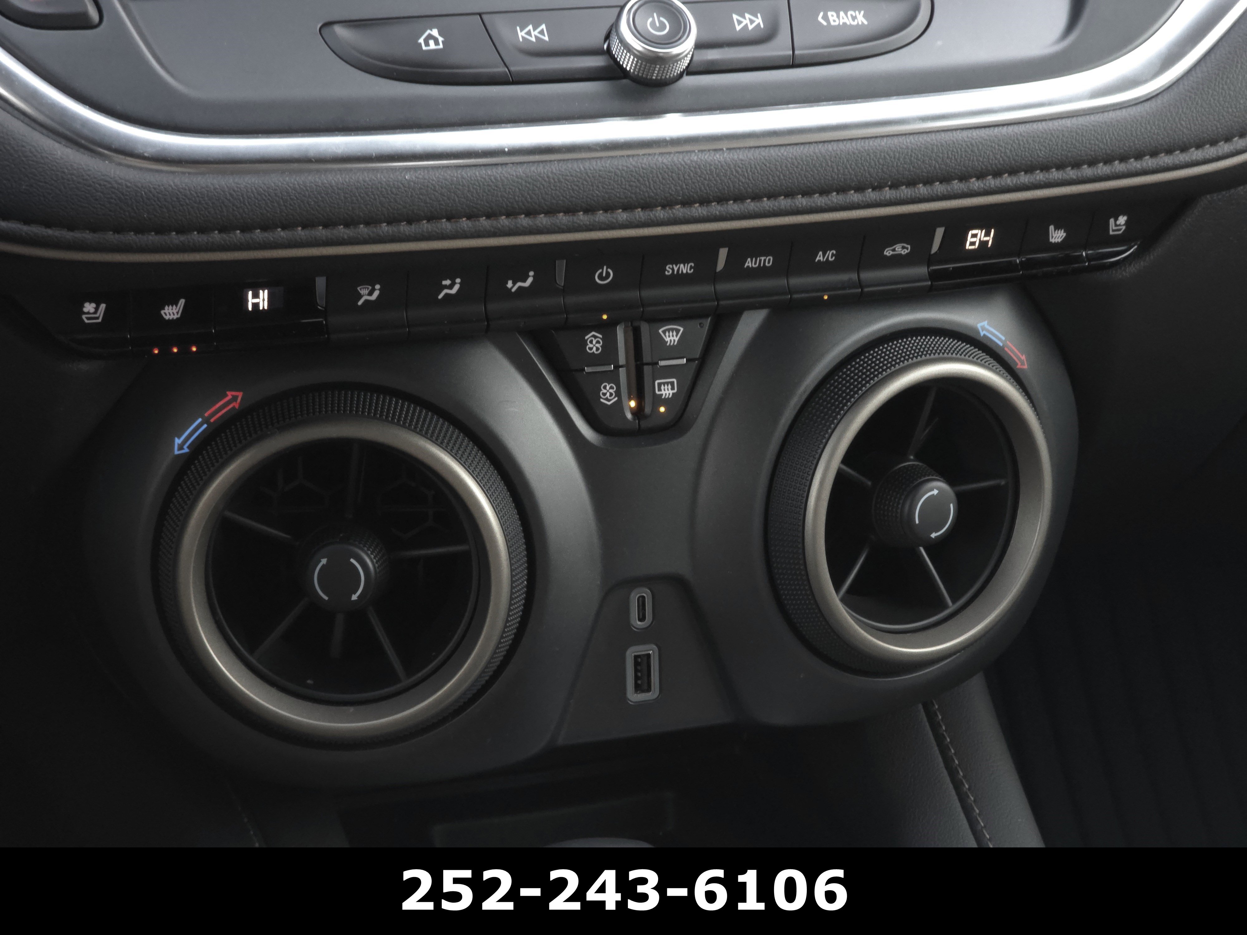 Used 2024 Chevrolet Blazer Premier w/ Driver Confidence II Package FWD image 17
