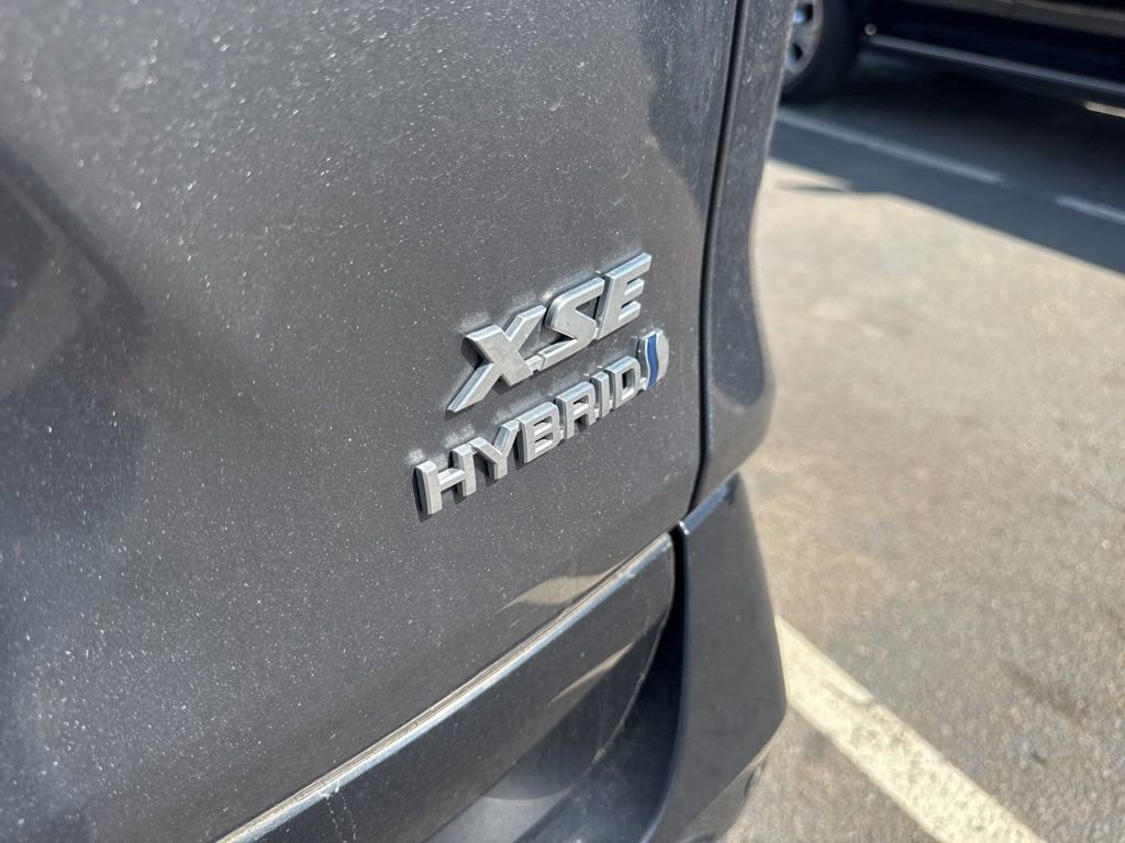 Used 2021 Toyota RAV4 XSE image 9