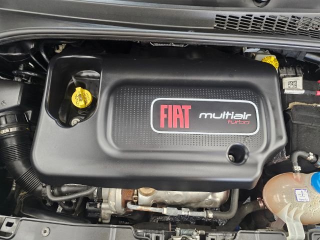 Used 2017 FIAT 500L Trekking image 35