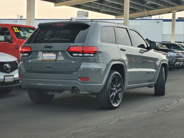 Certified 2021 Jeep Grand Cherokee Laredo X image 4