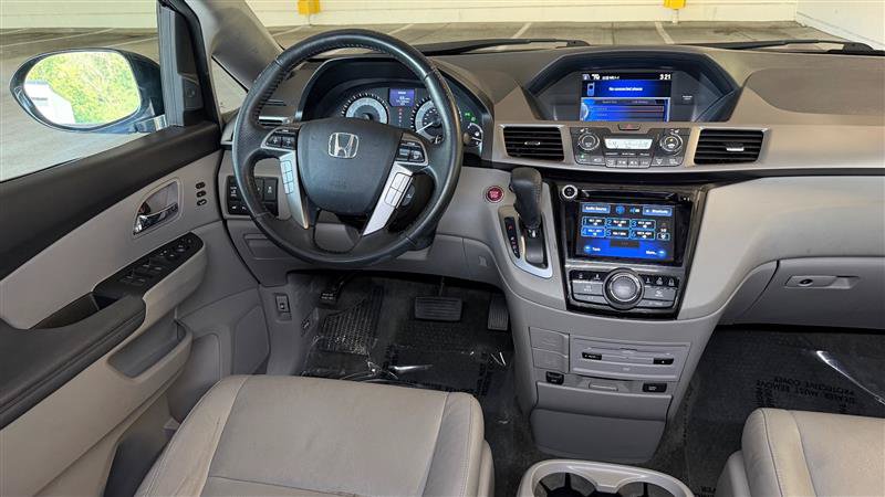 Used 2016 Honda Odyssey Touring image 16