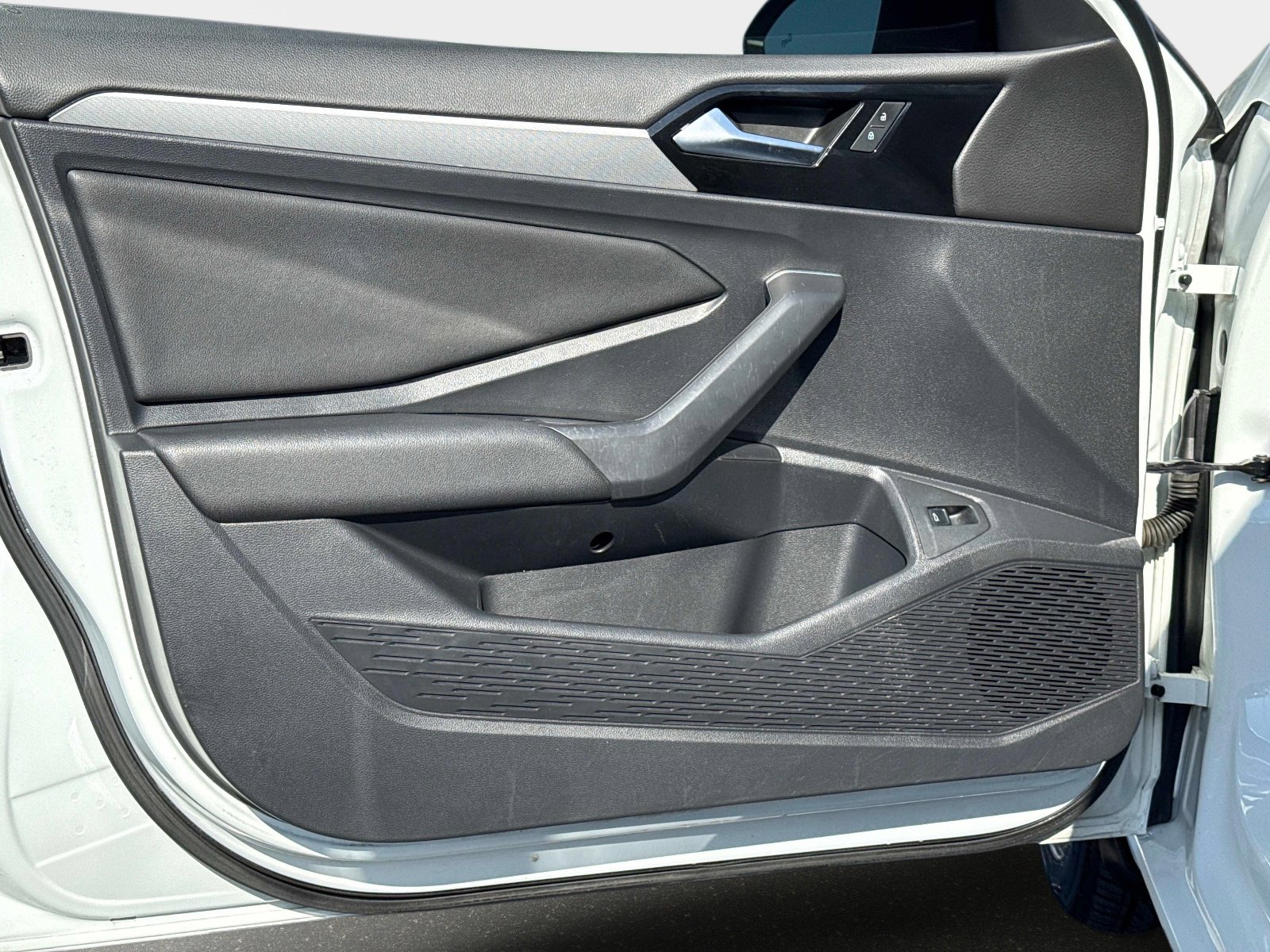 Used 2019 Volkswagen Jetta R-Line image 17