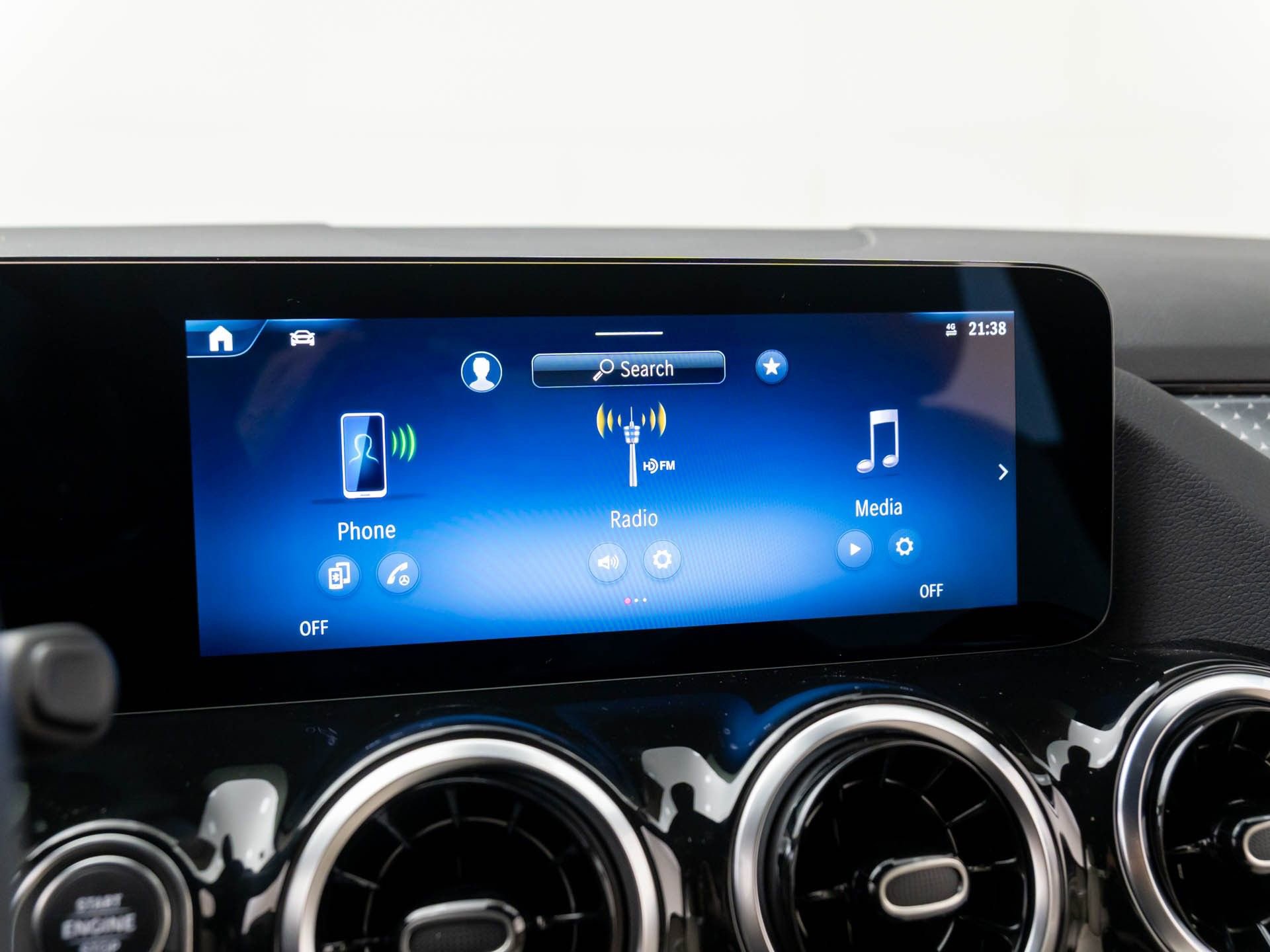 New 2025 Mercedes-Benz GLA 250 4MATIC image 26