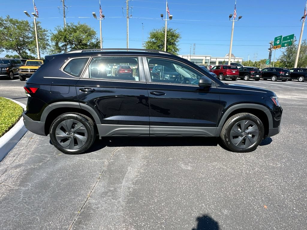Used 2025 Volkswagen Taos S FWD image 4