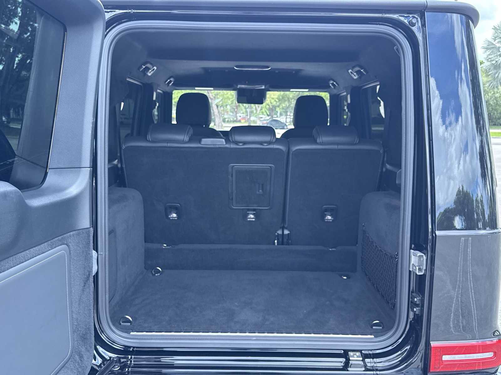 Used 2025 Mercedes-Benz G 550 image 25