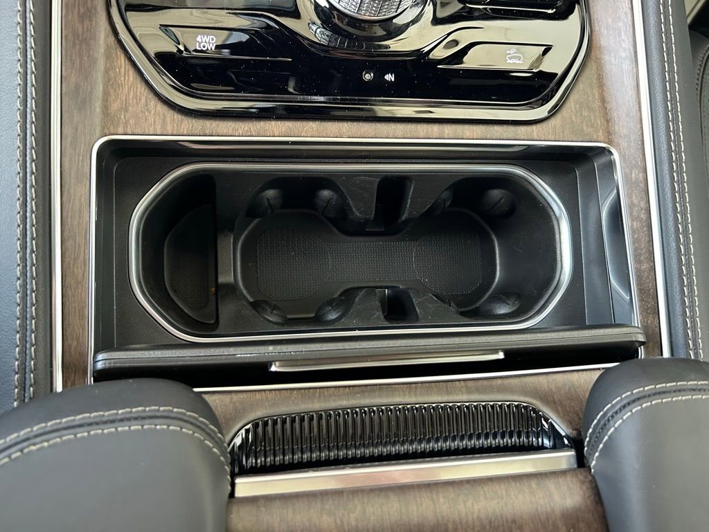 Used 2024 Jeep Grand Wagoneer L 4WD w/ HD Trailer Tow Package image 52