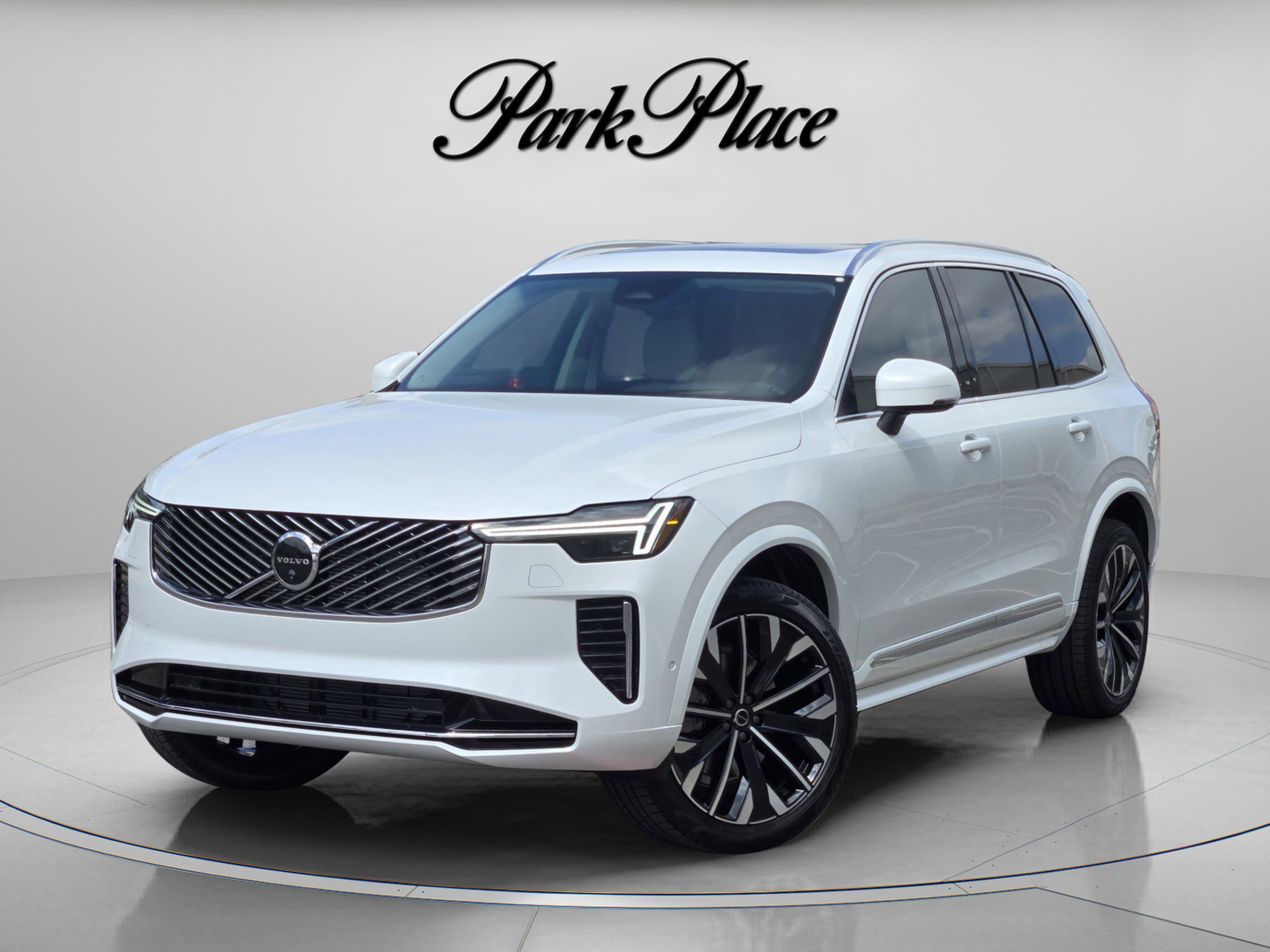 New 2026 Volvo XC90 B6 Ultra w/ Protection Package