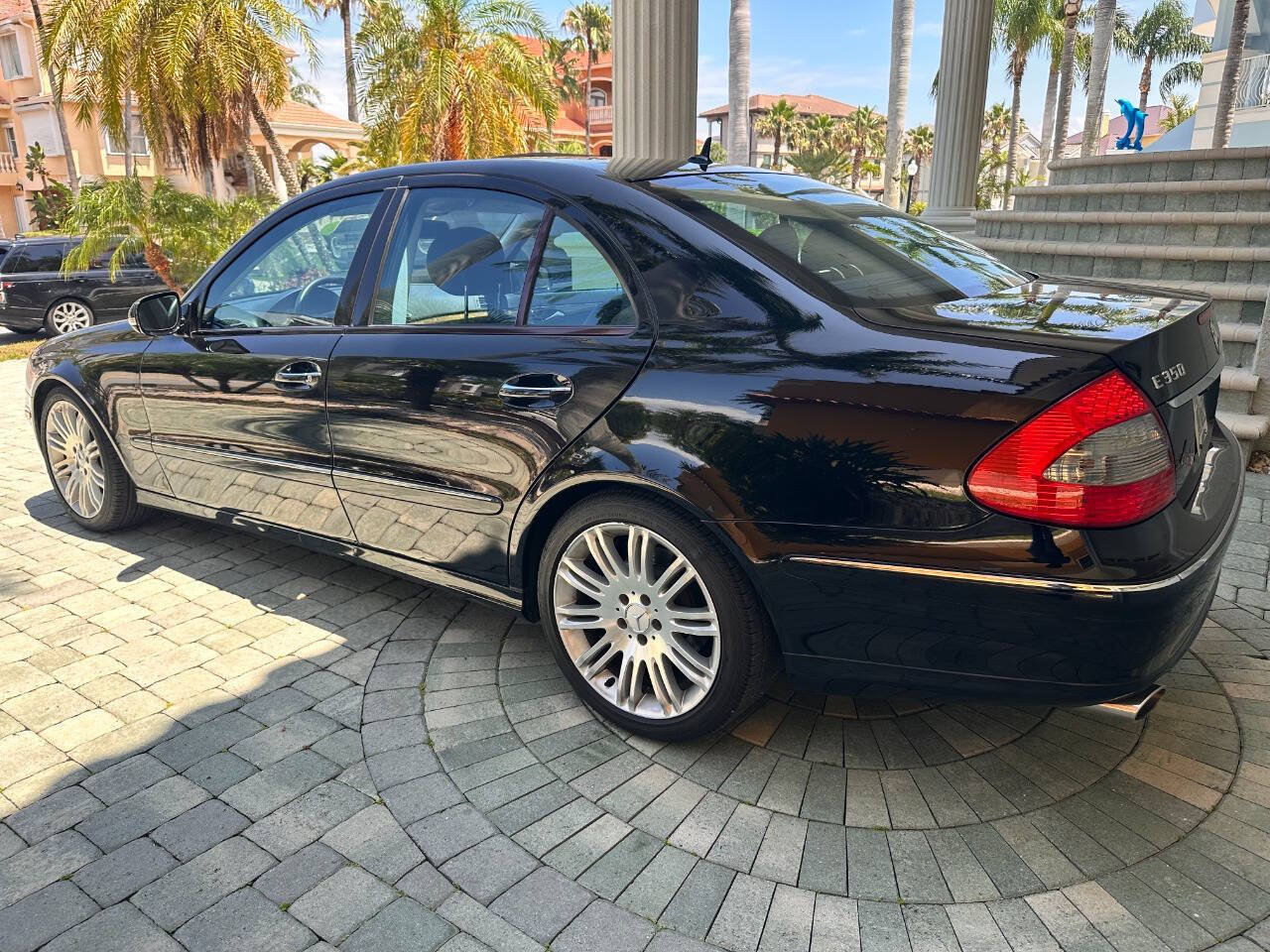Used 2007 Mercedes-Benz E 350 Sedan image 29