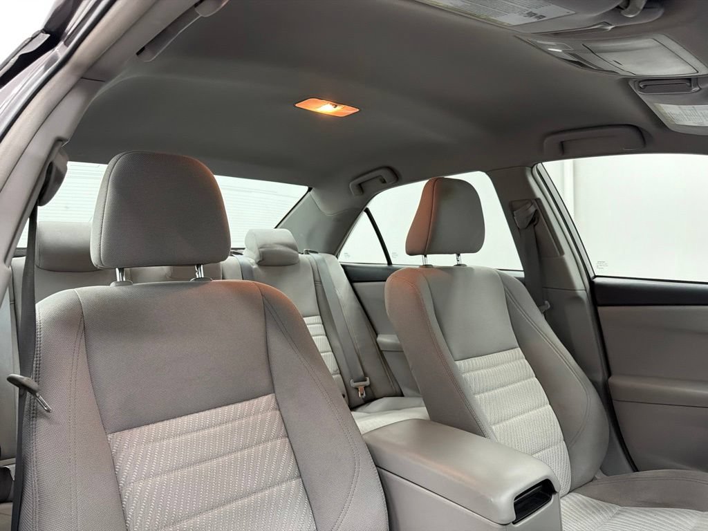 Used 2017 Toyota Camry FWD image 26
