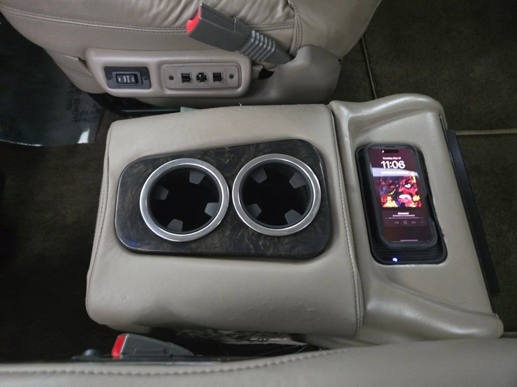 Used 2023 GMC Savana 2500 image 20