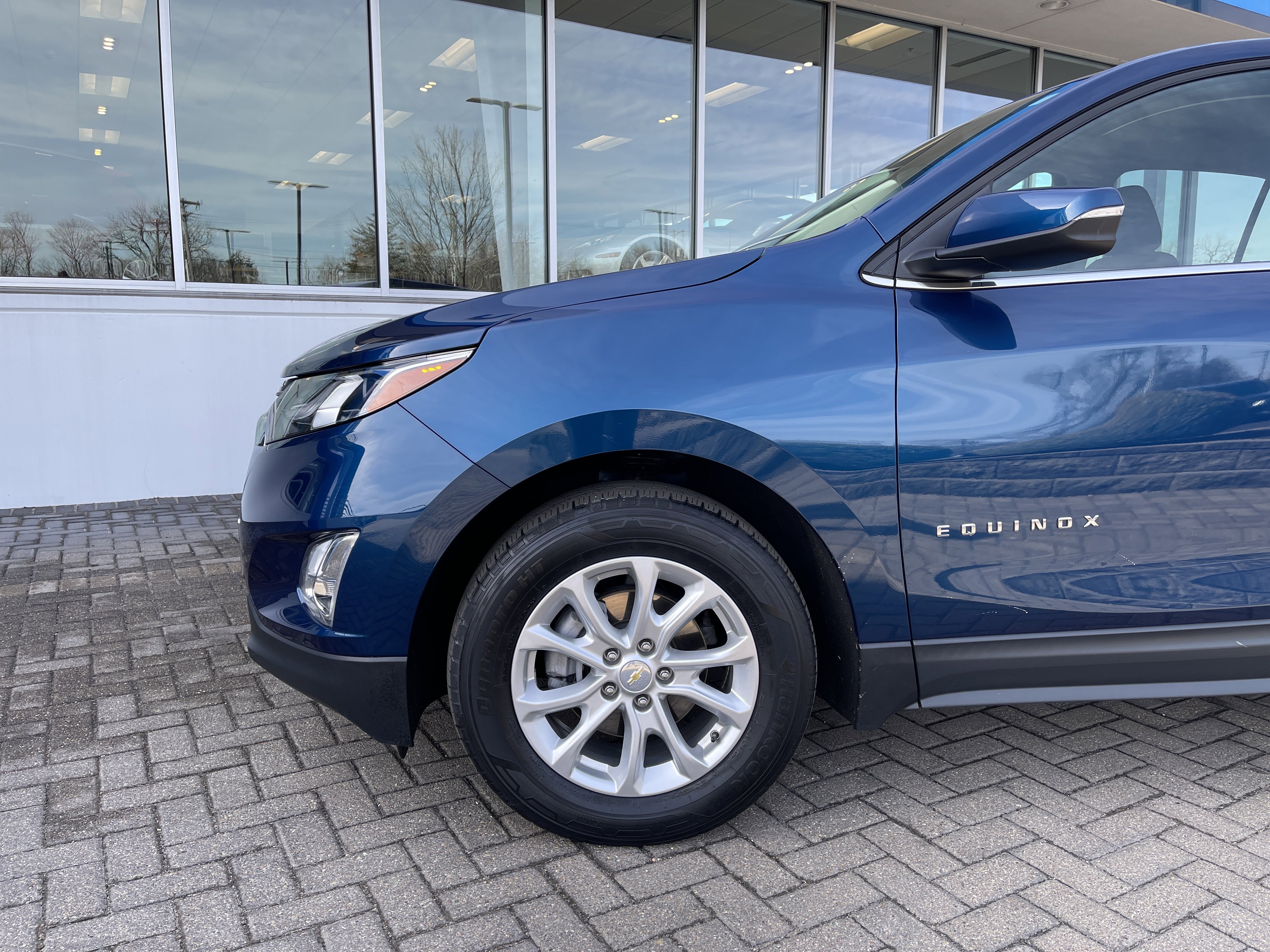 Used 2019 Chevrolet Equinox LT image 10