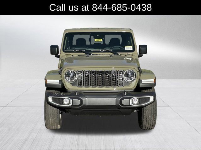 New 2025 Jeep Gladiator Sport w/ Premium Package image 2