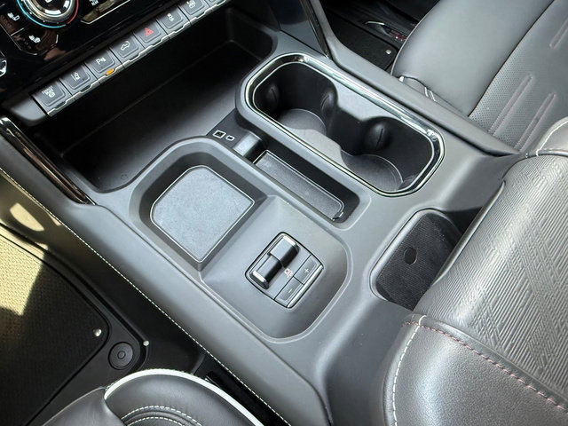Used 2026 GMC Sierra 2500 AT4X image 37