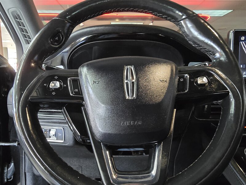 Used 2021 Lincoln Corsair AWD w/ Premium Package image 30