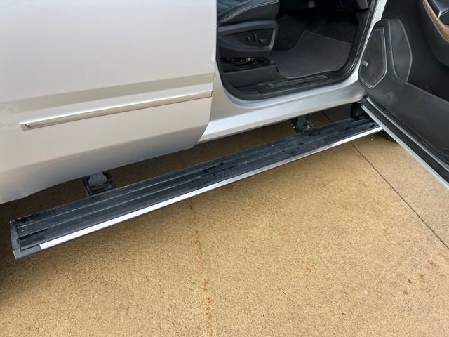 Used 2018 GMC Yukon Denali w/ Denali Ultimate Package image 11