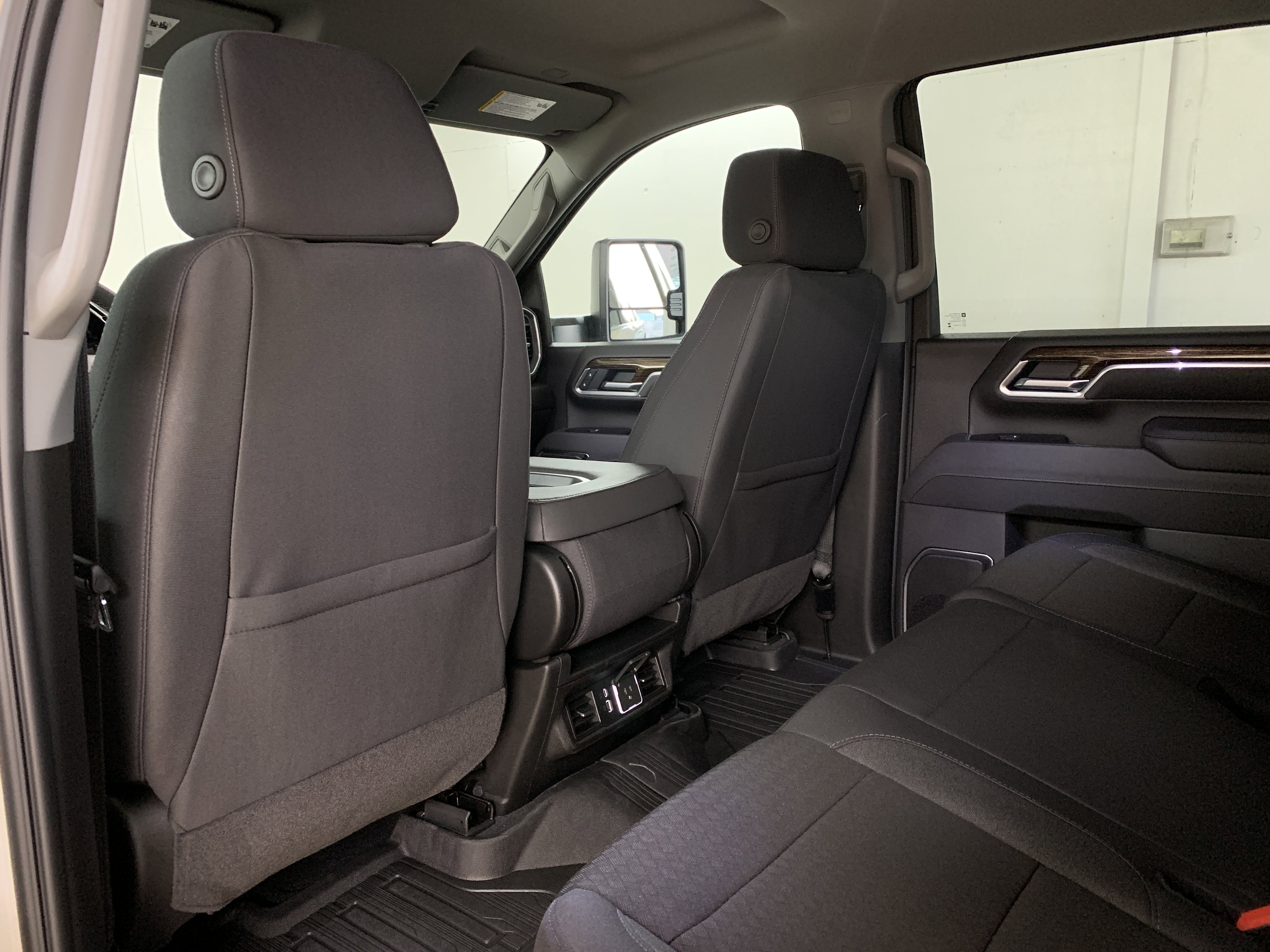 New 2026 GMC Sierra 2500 SLE image 45