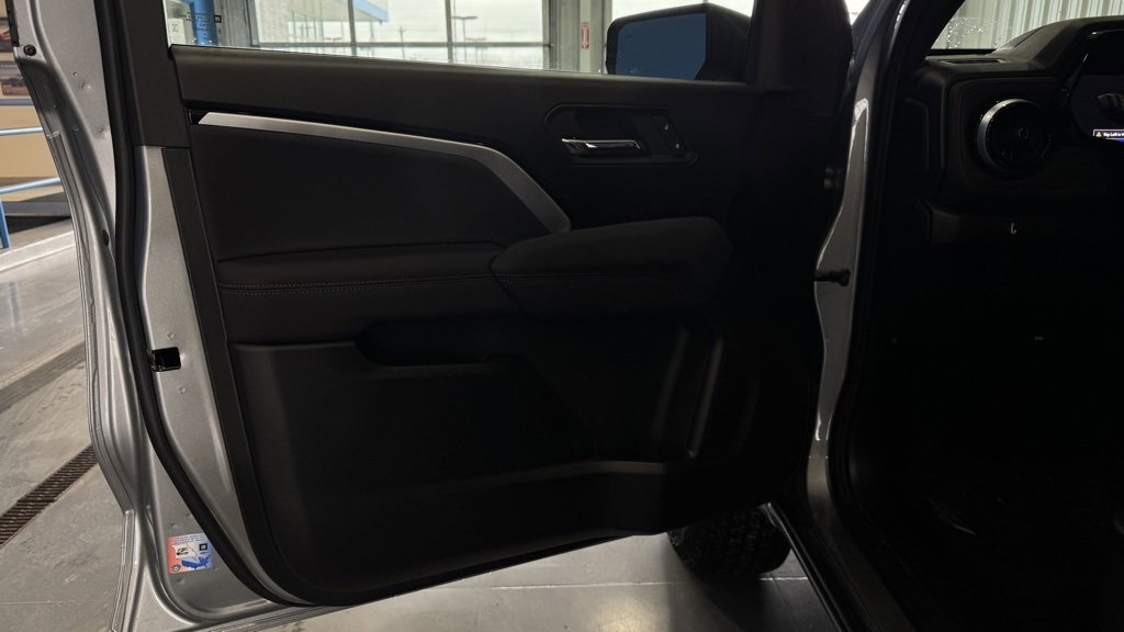 New 2025 Chevrolet Colorado Z71 w/ Technology Package image 9