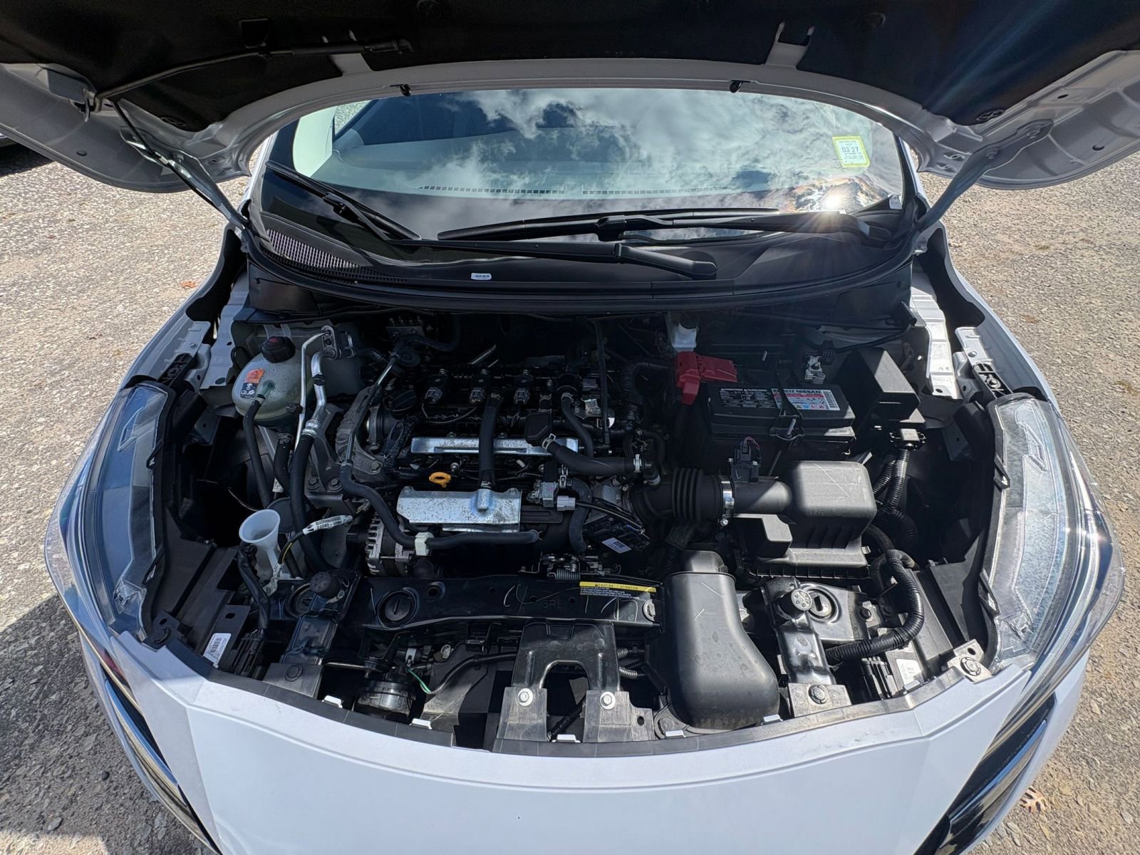 Used 2025 Nissan Versa SV FWD image 28