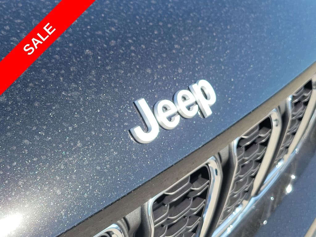 New 2025 Jeep Grand Cherokee L Laredo w/ Luxury Tech Group I image 34