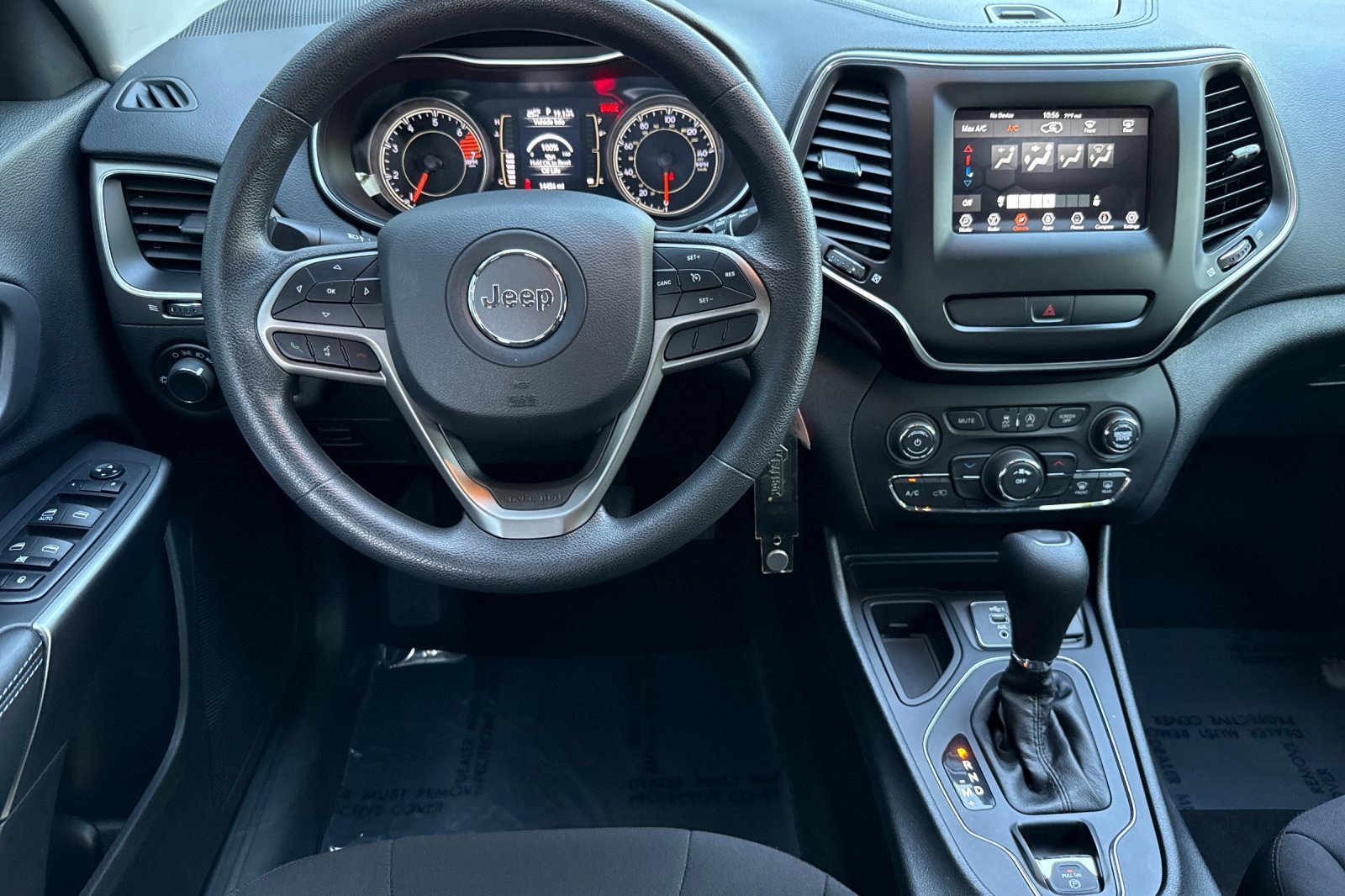 Used 2020 Jeep Cherokee Latitude image 18