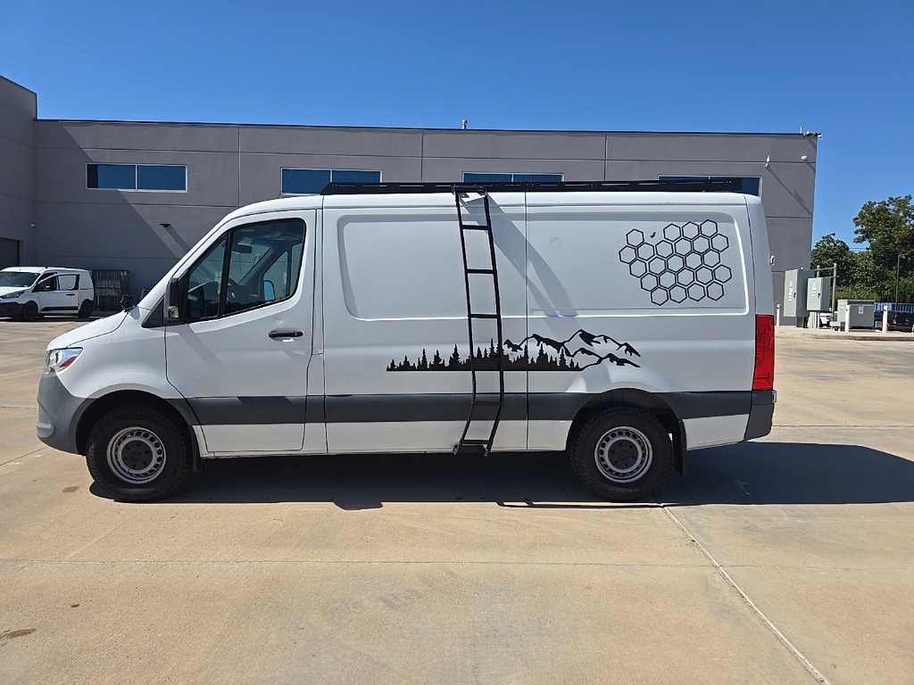 Used 2021 Mercedes-Benz Sprinter 1500 image 5