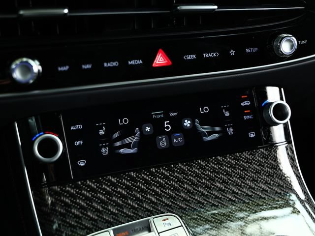 Certified 2026 Genesis GV70 3.5T Sport Prestige AWD/4WD image 37