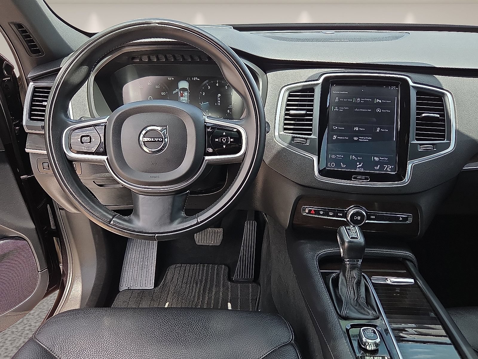 Used 2019 Volvo XC90 T6 Momentum AWD/4WD image 13