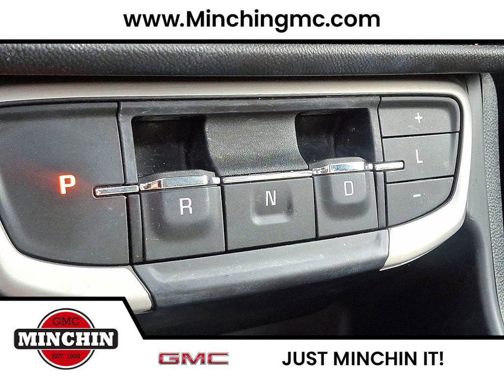 Used 2023 GMC Terrain SLT w/ Tech Package image 16