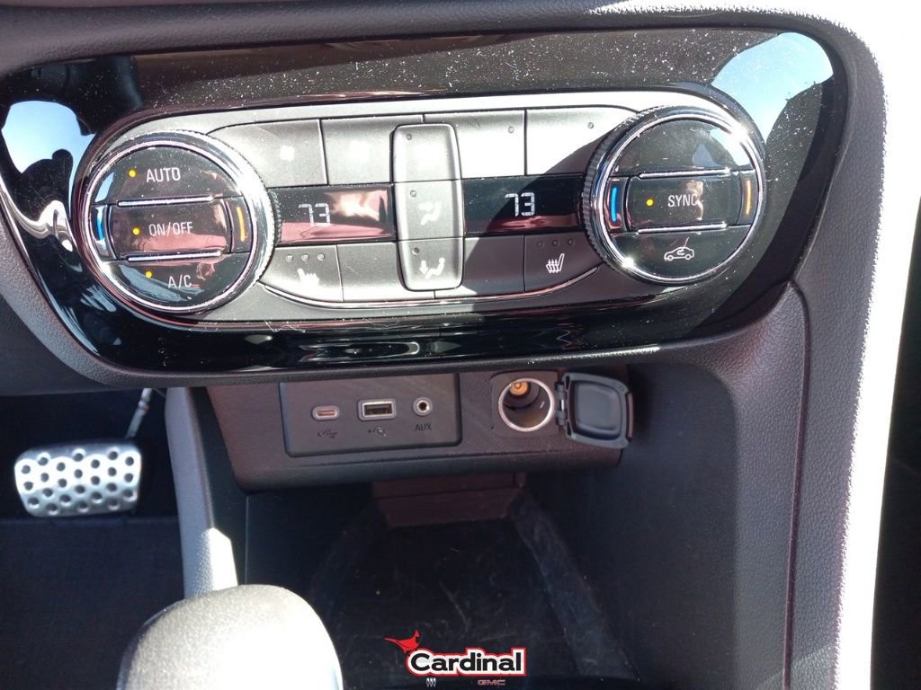 Used 2023 Buick Encore GX Select w/ Sport Touring Package image 33