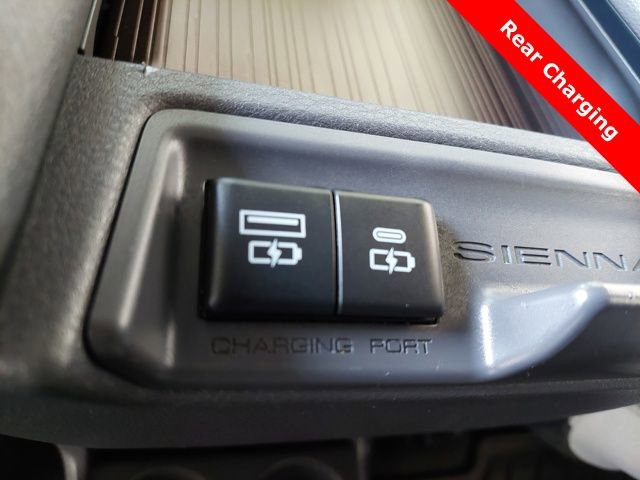 Certified 2022 Toyota Sienna LE image 20