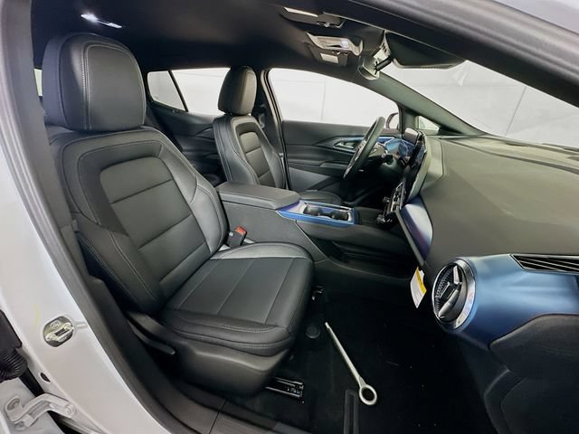 New 2026 Chevrolet Equinox EV LT AWD/4WD image 31