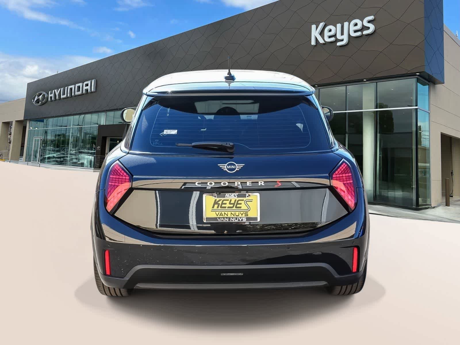Used 2025 MINI Cooper S image 6
