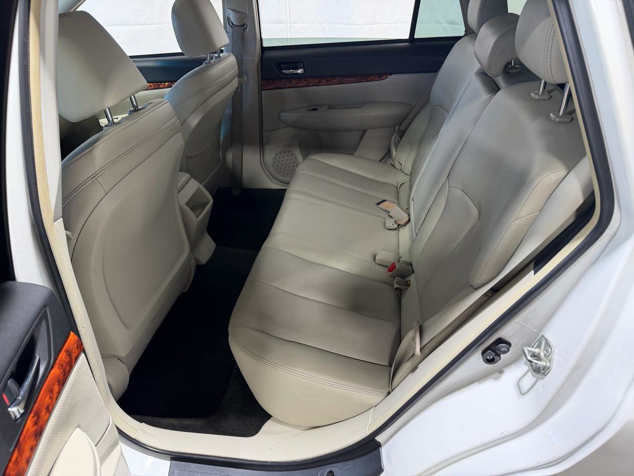Used 2012 Subaru Outback 2.5i Limited w/ Moonroof Pkg image 21