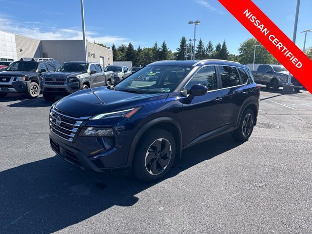 Certified 2024 Nissan Rogue SV w/ SV Premium Package AWD/4WD image 4