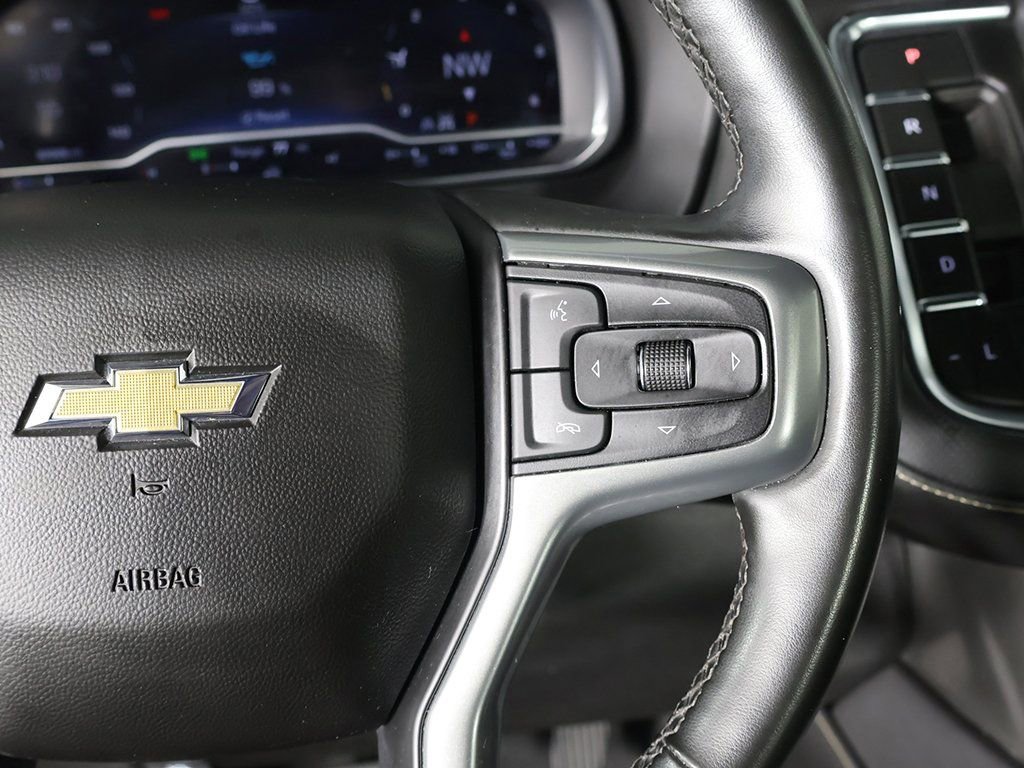 Used 2023 Chevrolet Suburban Premier AWD/4WD image 46