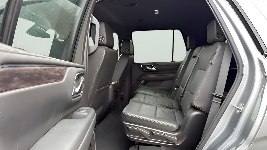 Used 2024 Chevrolet Tahoe LT image 31