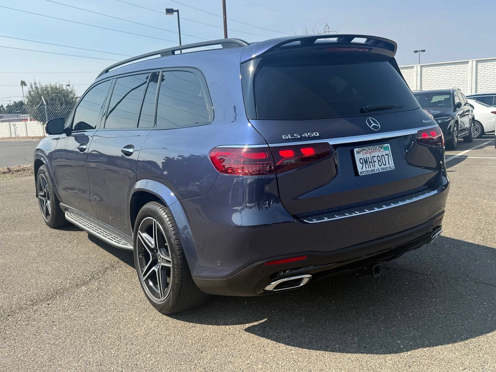 Used 2024 Mercedes-Benz GLS 450 4MATIC image 3