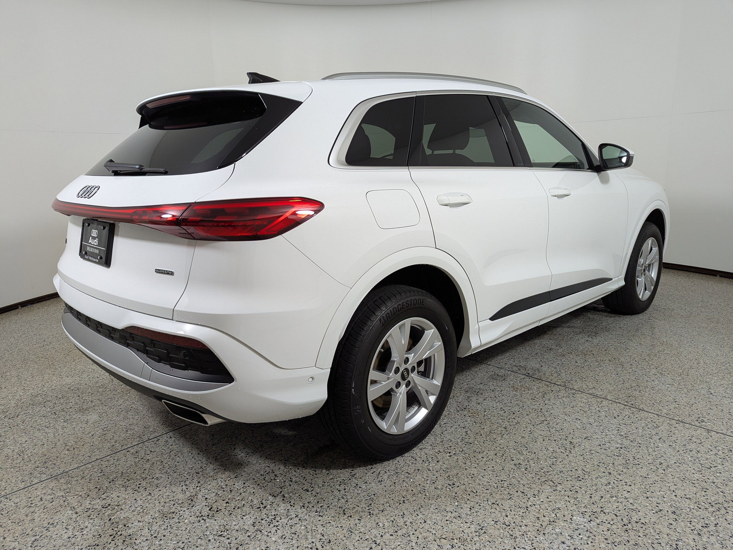 Certified 2025 Audi Q5 Premium w/ Convenience Package image 7