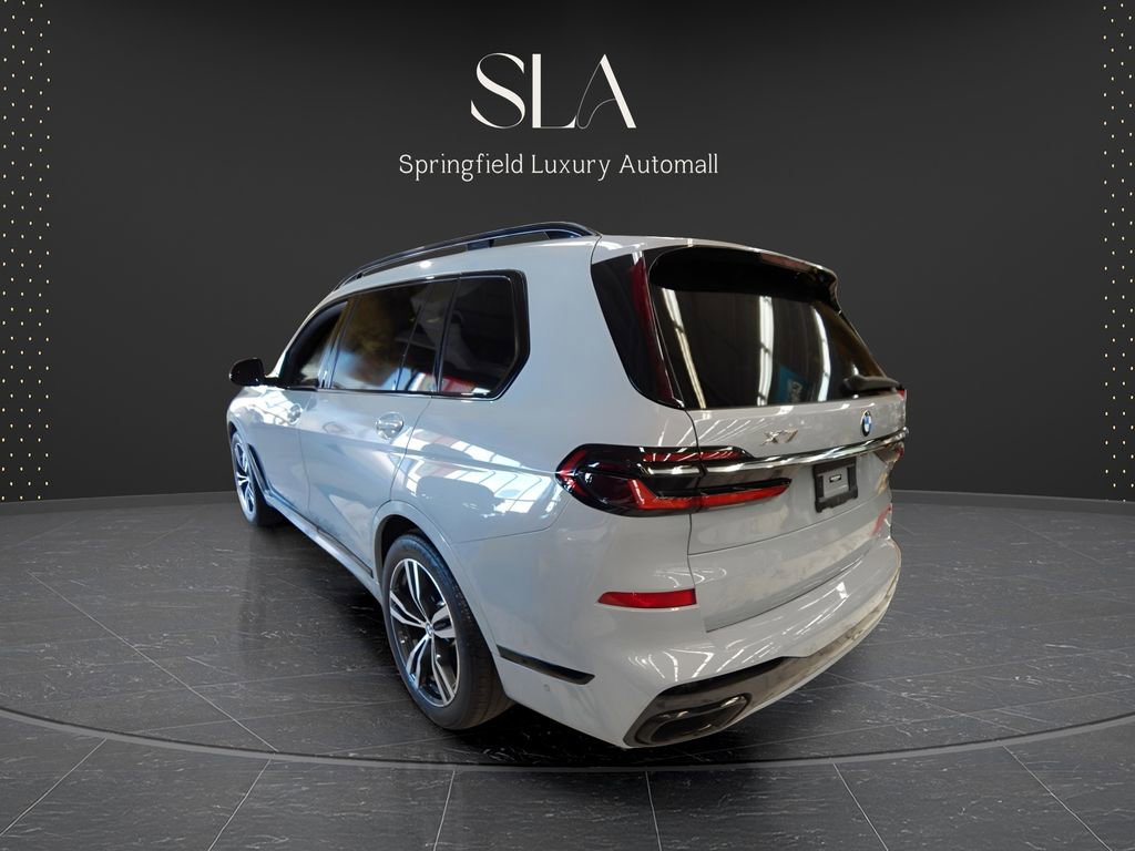 Used 2024 BMW X7 xDrive40i AWD/4WD image 20