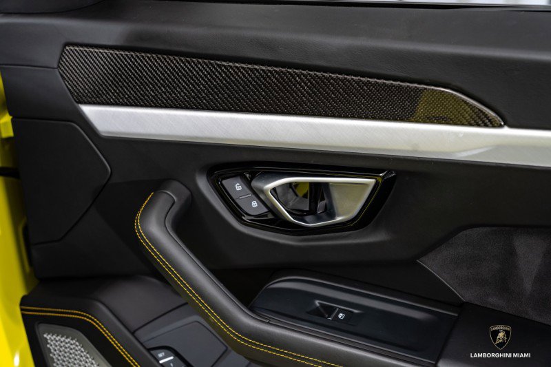 Used 2019 Lamborghini Urus image 38